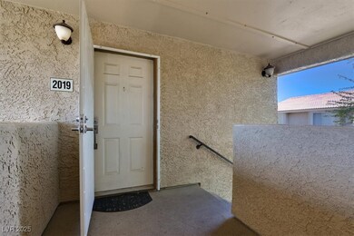 7200 Pirates Cove Rd unit 2019, Las Vegas, NV 89145 - photo 4
