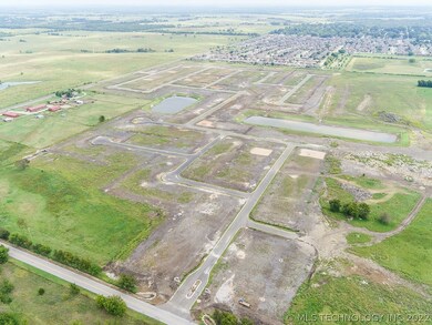 2703 E Portland Place, Broken Arrow, OK 74014 - photo 5