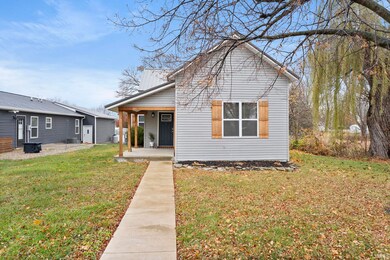 907 N Main St, Warren, IN 46792 - photo 4