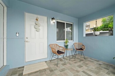 938 SE 12th St, Hialeah, FL 33010 - photo 5