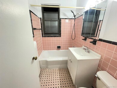 17 Rockledge Rd unit 2B, Hartsdale, NY 10530 - photo 7