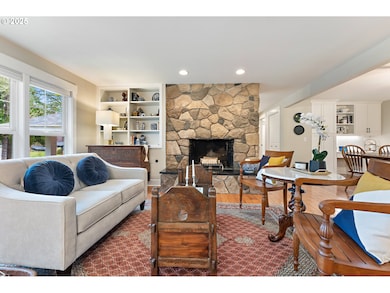 17401 Tree Top Ln, Lake Oswego, OR 97034 - photo 5