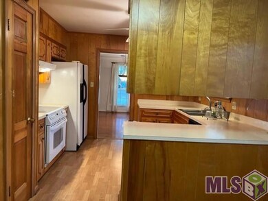 11067 Charington Ave, Baton Rouge, LA 70815 - photo 3