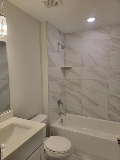 4813 Parkside Ln, Troy, MI 48383 - photo 6