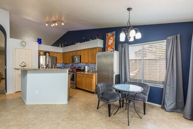 724 E Kesler Ln, Chandler, AZ 85225 - photo 7