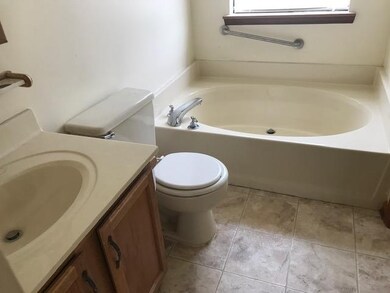 200 Traders Pass, Warner Robins, GA 31088 - photo 6