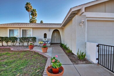 457 W Caroline Ln, Chandler, AZ 85225 - photo 4