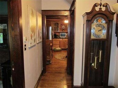 698 Morgan Rd, West Springfield, MA 01089 - photo 4