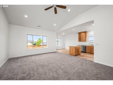 673 Boulder Loop, Creswell, OR 97426 - photo 5