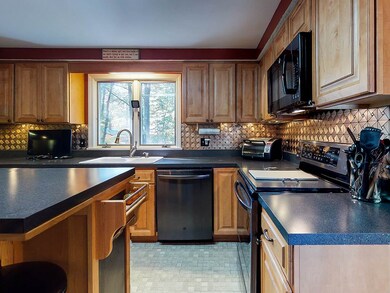 6 Rochester Ave, Rochester, NH 03867 - photo 7