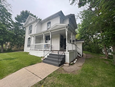 824 W Conger St, Whitewater, WI 53190 - photo 7