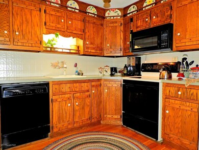 220 Longwoods Dr, Saylorsburg, PA 18353 - photo 6