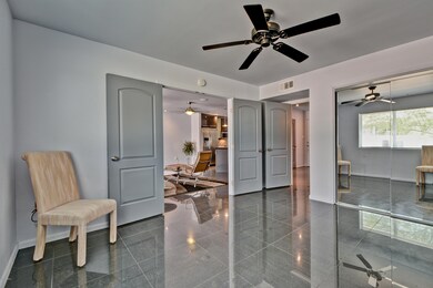 2ND BEDRM/FAMILY ROOM