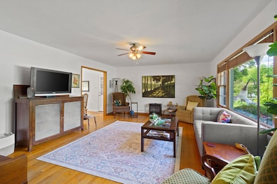 368 crown point-06