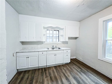 28 5th St, Rochester, NY 14605 - photo 3