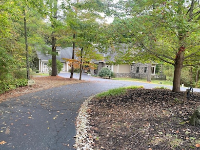 2130 Arapahoe, Hide-A-Way Hills