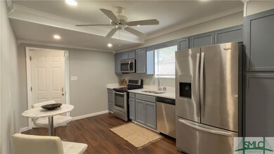 633 W 42nd St, Savannah, GA 31415 - photo 5