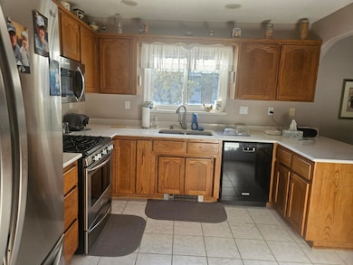 1009 Lee Trevino Dr, Belen, NM 87002 - photo 4