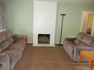 LIVING ROOM WITH FIREPLACE