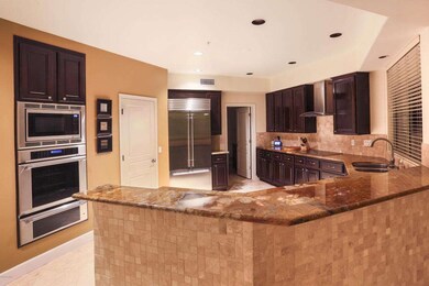 Breakfast Bar Faced w/ Stone