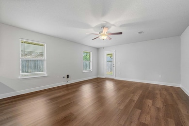 103 Ridgeway Cir, Crestview, FL 32536 - photo 4