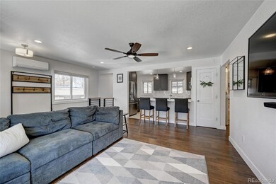 Living Room/Kitchen