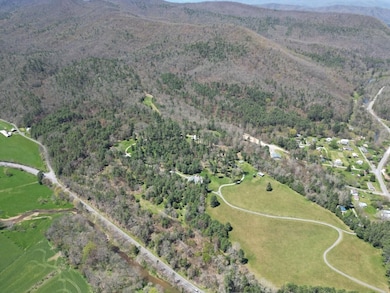 451 Pinecrest Ln, Marlinton, WV 24954 - photo 3