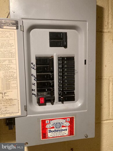 409 Acorn St, Lansdale, PA 19446 - photo 5