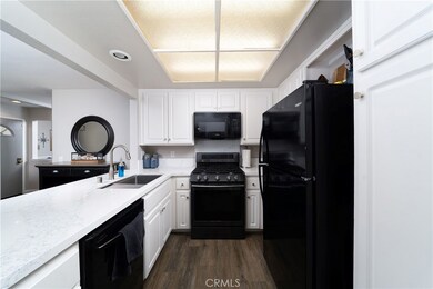 27 Via Lavendera unit 106, Rancho Santa Margarita, CA 92688 - photo 3