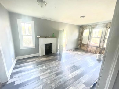 1307 E 42nd St, Savannah, GA 31404 - photo 3