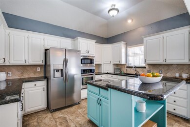 122 W Ridge St, Decatur, TX 76234 - photo 7