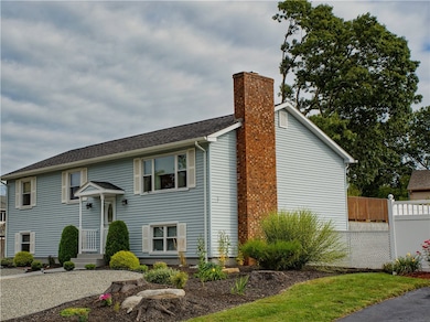 25 Freedom Ct, Johnston, RI 02919 - photo 2