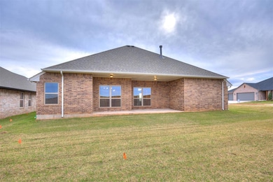12033 NW 121st Cir, Yukon, OK 73099 - photo 6