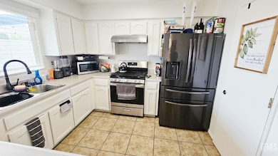 718 Florito Way, Delano, CA 93215 - photo 4