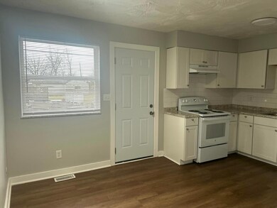 1975 Dunbar Dr unit C, Columbus, OH 43224 - photo 5