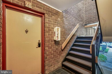 8705 Hayshed Ln unit 24, Columbia, MD 21045 - photo 3