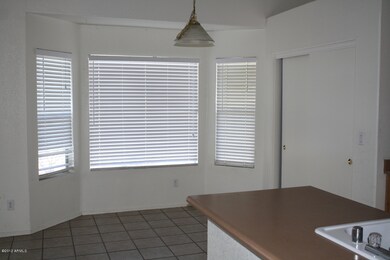 Kitchen Eating Area