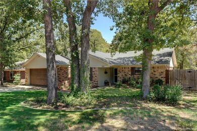 900 Red Oak St, Azle, TX 76020 - photo 2