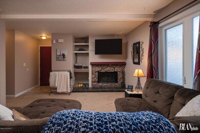 Living/Entry