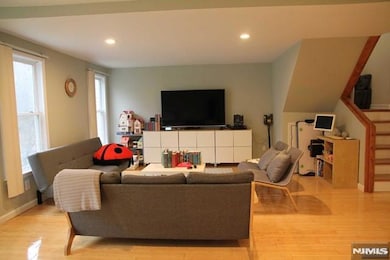 41 Foxwood Square N, Old Tappan, NJ 07675 - photo 7