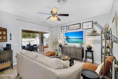 7-web-or-mls-948 E Savannah Drive-5