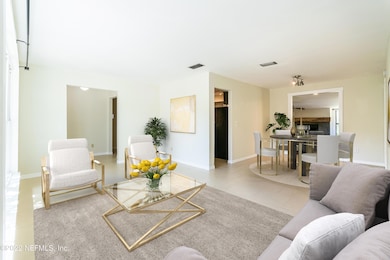 4822 Tara Woods Dr E, Jacksonville, FL 32210 - photo 6