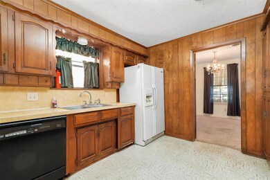 4281 Barcelona Dr, Fort Worth, TX 76133 - photo 7