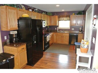 92 Martin Branch Rd, Leicester, NC 28748 - photo 5