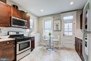 3402 University Place, Baltimore, MD 21218 - photo 6