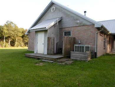 Other. Outdoor shower and half bath for easy clean