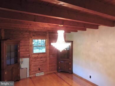 836 Eagles Nest Ln, Harpers Ferry, WV 25425 - photo 4