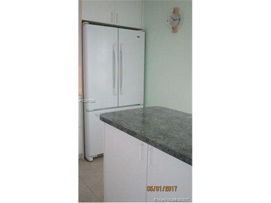 New double-door refrigerator
