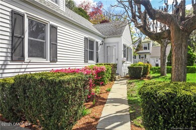 11 Dee Ln, Stamford, CT 06902 - photo 4
