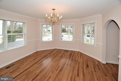 311 N Lee St, Falls Church, VA 22046 - photo 5